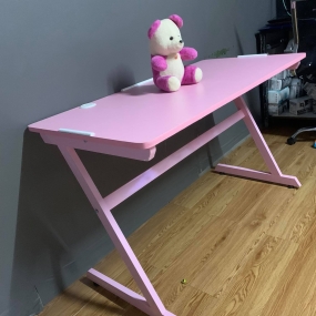 Bàn Z hồng mặt gổ